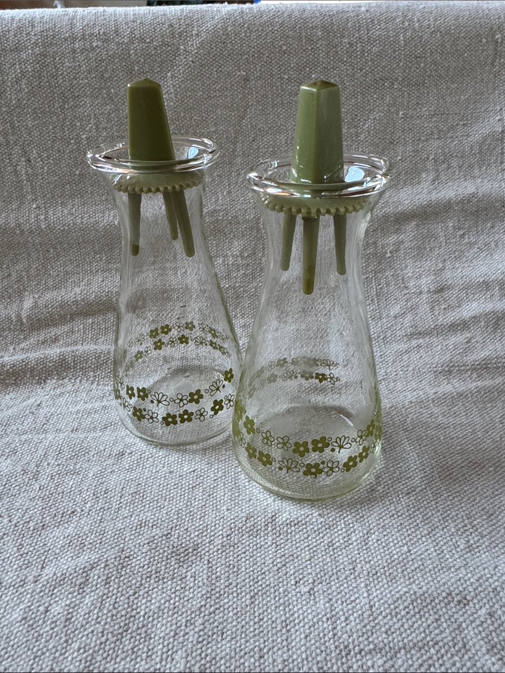 Vintage 1970s Pyrex Salt and Pepper Shakers